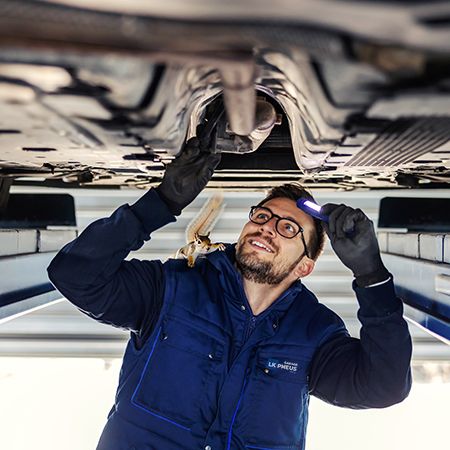 Technical,Inspection,Of,The,Car.,Car,Service,In,The,Workshop.